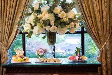 healthy snack bar with flowers in middle