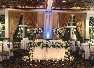 bride and groom table in west wing
