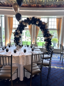 rounded balloon decor