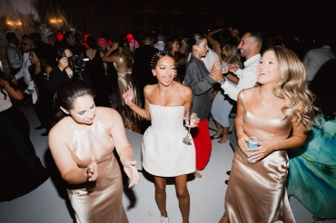 dance party at 600 lounge